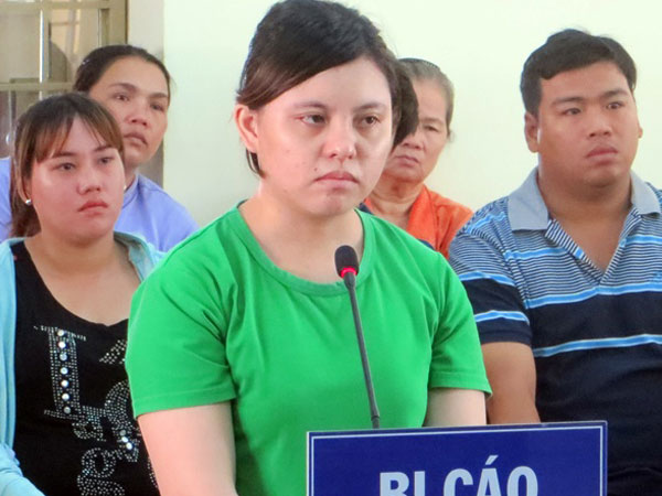Bảo mẫu hành hạ trẻ ở An Giang lãnh án tù
