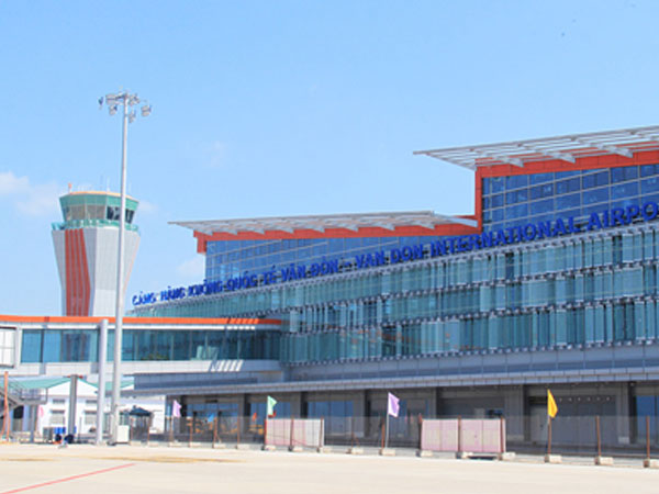 Chúa đảo Tuần Châu chi 5 tỷ mua hết vé chuyến bay về Vân Đồn