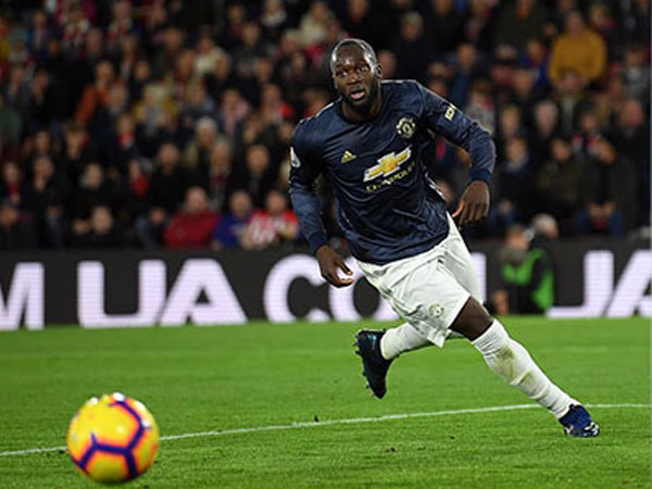 Man Utd bị chia điểm dù Lukaku ghi bàn trở lại
