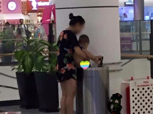 Mặc con tè bậy, phá rối nơi công cộng, các mẹ chỉ cần đọc thần chú 'trẻ con không biết gì' là mọi người phải bỏ qua