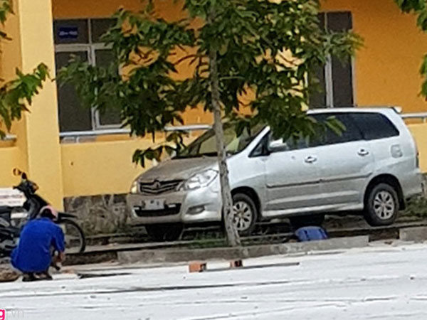 Bắt nguyên đại úy công an chở thuốc lá lậu