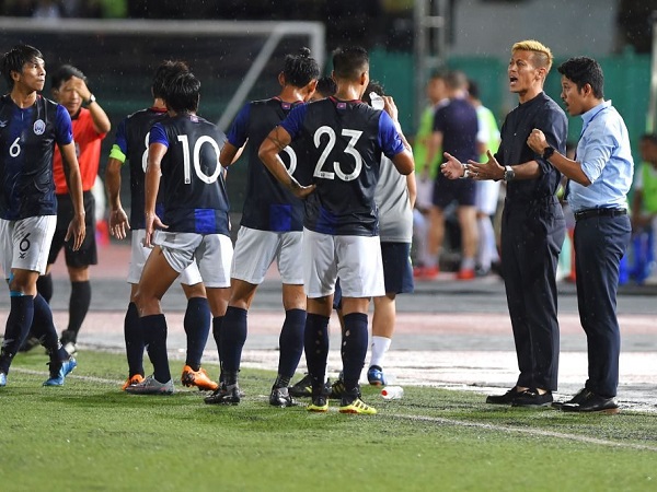 Đã rõ tương lai của Keisuke Honda tại ĐT Campuchia sau AFF Cup 2018