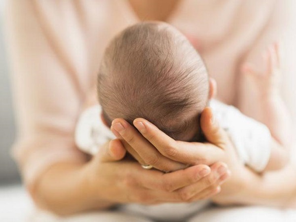 Đứa trẻ có xoáy tóc này, vừa sinh ra đã tài giỏi hơn người, lớn lên sẽ thành đạt giàu có