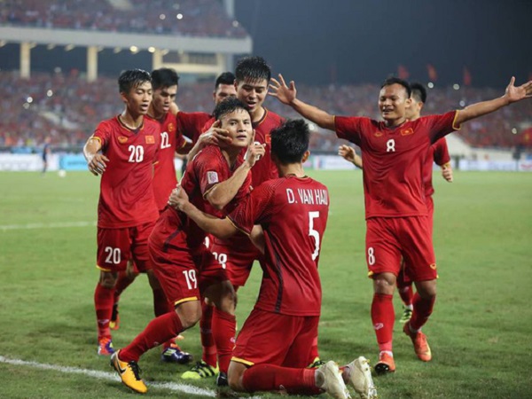 Báo Hàn Quốc: Thái Lan bị loại là cơ hội tốt để Việt Nam vô địch AFF Cup sau 10 năm