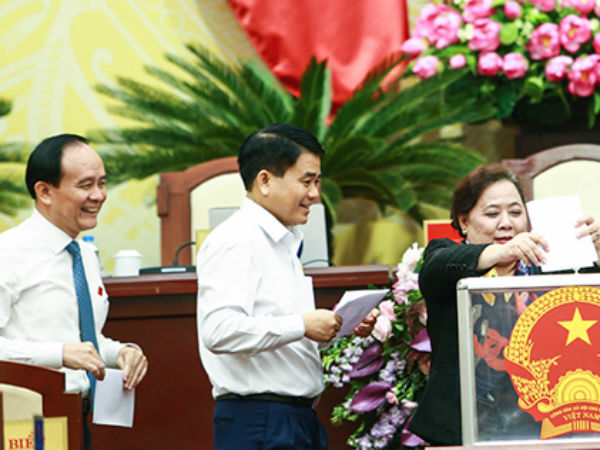 Hôm nay Hà Nội tổ chức lấy phiếu tín nhiệm 36 lãnh đạo chủ chốt
