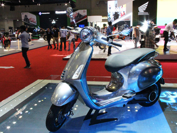 Xe máy điện Vespa Elettrica bán tại Việt Nam vào 2019