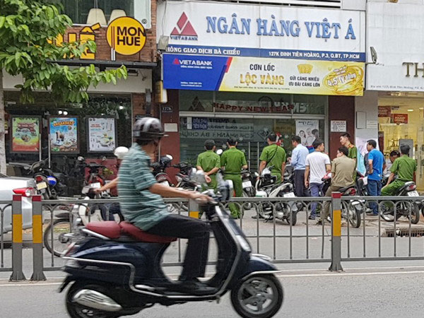 Vụ cướp tại ngân hàng Việt Á ở Sài Gòn diễn ra trong 3 phút
