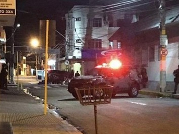 Brasil: 12 người chết trong một vụ đấu súng cướp ngân hàng