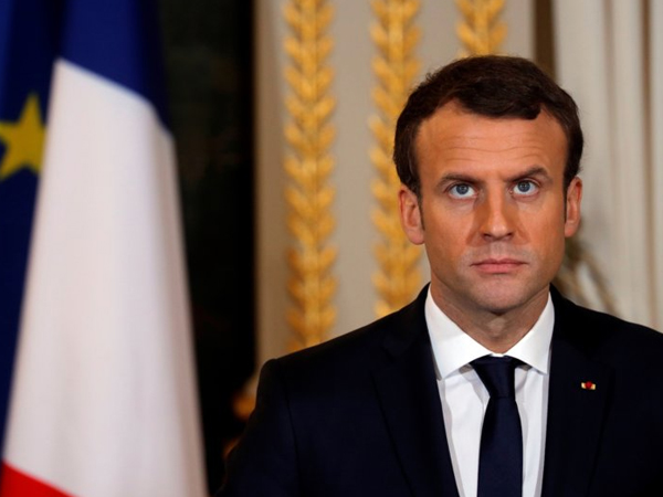 Macron nhượng bộ người biểu tình: Tôi biết đã làm tổn thương các bạn