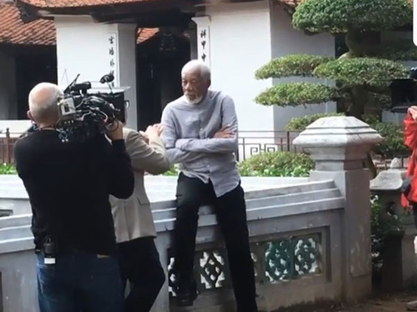 Siêu sao Hollywood đình đám Morgan Freeman bỗng xuất hiện tại Việt Nam