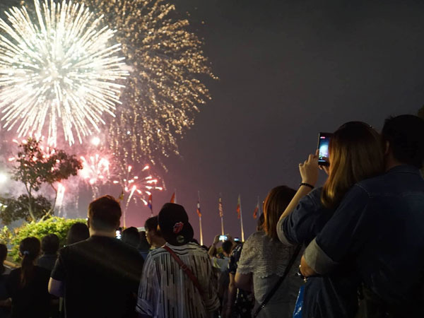 TP.HCM muốn bắn pháo hoa ở 2 điểm mừng Tết Dương lịch 2019