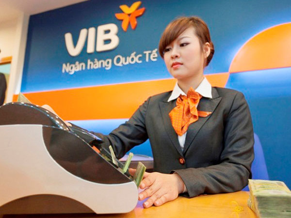 Ngân hàng kích cầu thẻ nhằm tăng trưởng tín dụng