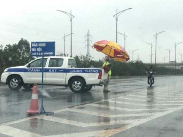 Phát hiện thi thể phụ nữ không nguyên vẹn trên cao tốc Hà Nội - Bắc Giang