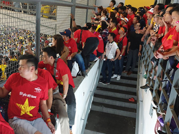 Hiệp hội bóng đá Malaysia đáng bị lên án sau chung kết lượt đi AFF Cup