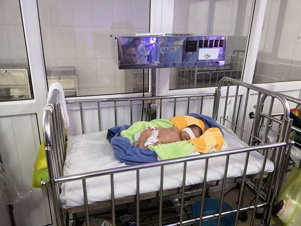 Học sinh Làng trẻ SOS phát hiện bé sơ sinh bị bỏ rơi