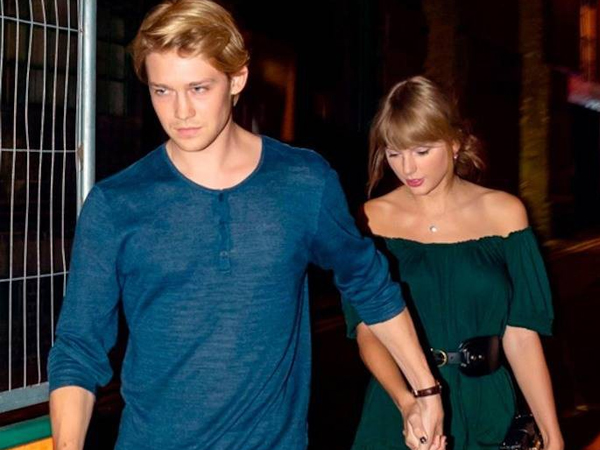 Joe Alwyn lên kế hoạch cầu hôn Taylor Swift một cách bất ngờ: 'Cô ấy sẽ hạnh phúc như lên mây'