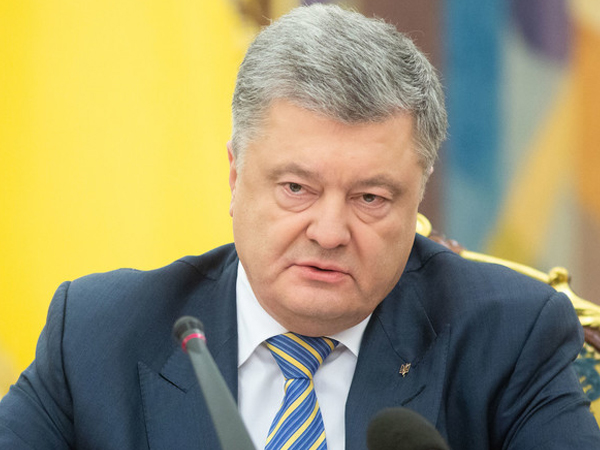Tổng thống Ukraine 'mất ngủ' vì lo Nga tấn công bất thình lình