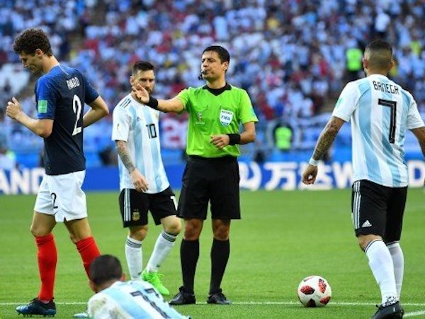 Trọng tài hay nhất châu Á điều khiển chung kết Việt Nam vs Malaysia