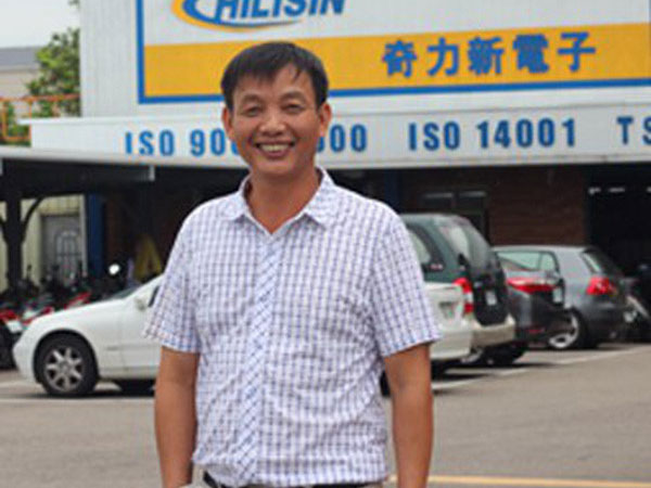 Vừa nộp đủ tiền, ông Nguyễn Xuân Đông thành CEO Vinaconex