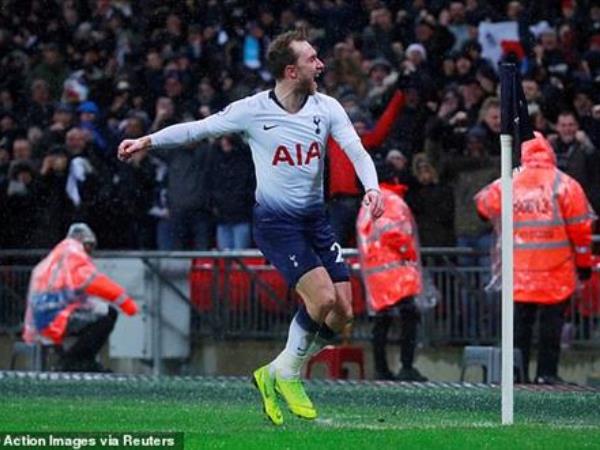 Clip: Cứu tinh Eriksen giúp Tottenham giành 3 điểm trước Burnley