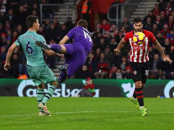 Clip: 'Hung thần' Austin lên tiếng, Southampton ngắt mạch 22 trận bất bại của Arsenal
