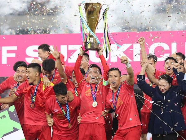 Báo Thái Lan: 'Việt Nam vô địch kiểu MU thời Sir Alex'