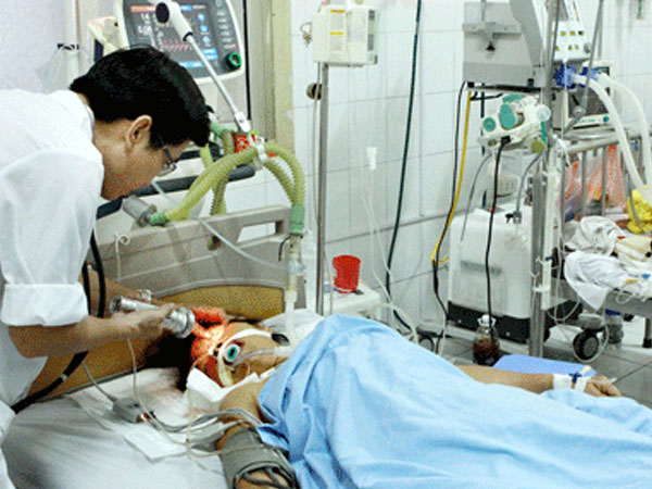Điều chỉnh giá hơn 1.900 dịch vụ y tế: Người nghèo bớt lo