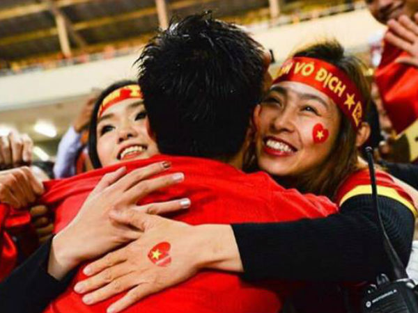 Ngoài công chúa béo Quỳnh Anh, cô gái xinh đẹp này cũng vô cùng quan trọng trong trái tim Mạnh 'gắt'