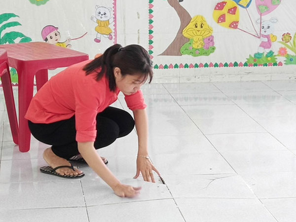 Trường mầm non Phú Mỹ: Sàn nhà phát ra tiếng nổ và nứt