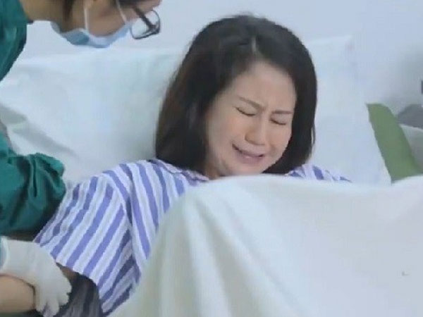 Vợ đau đẻ mà chồng vẫn mải mê 'đi bão', tức mình vợ đặt cái tên này cho con khiến chồng hối hận xin lỗi