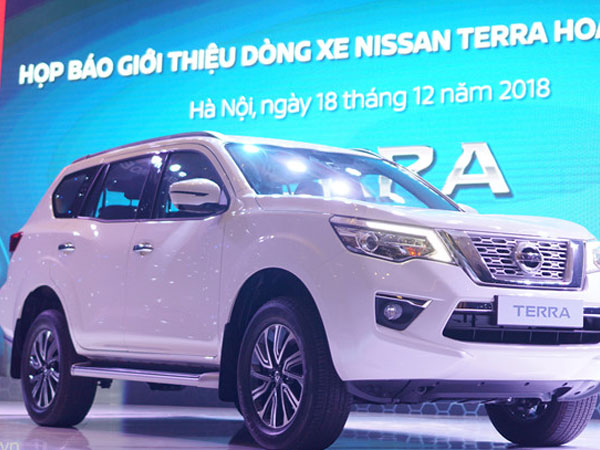 Nissan Terra về VN - đối đầu Toyota Fortuner giá từ 988 triệu