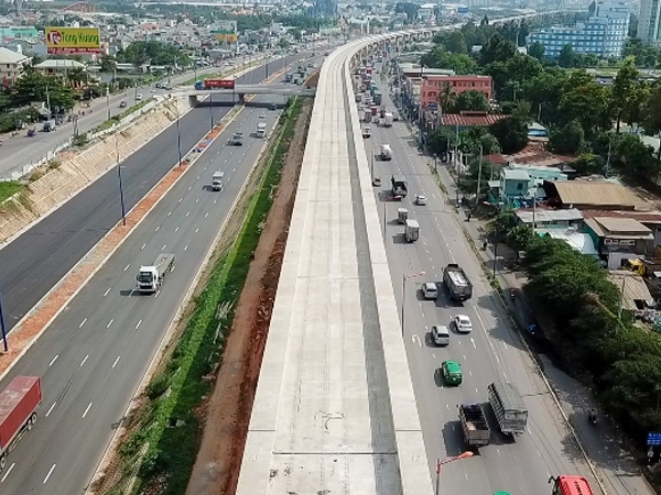 Video: Đường sắt 36.000 tỷ đồng ở Hà Nội sắp hoàn thành đoạn trên cao