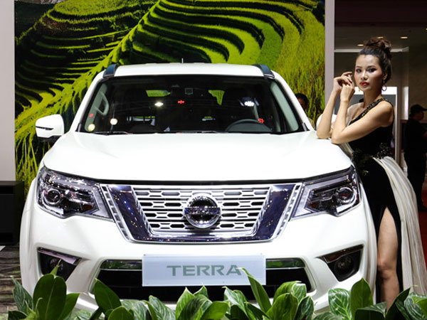 Những mẫu SUV 7 chỗ nặng ký chờ đón tân binh Nissan Terra