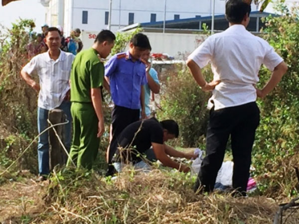 Vụ người phụ nữ bán cá bị chặn xe sát hại cướp túi xách: Nghi phạm chủ động gọi điện hẹn ra cánh đồng vắng rồi gây án
