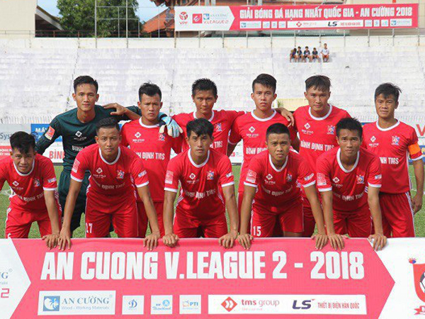 Lại xảy ra khúc mắc lương, thưởng ở CLB bóng đá Việt Nam