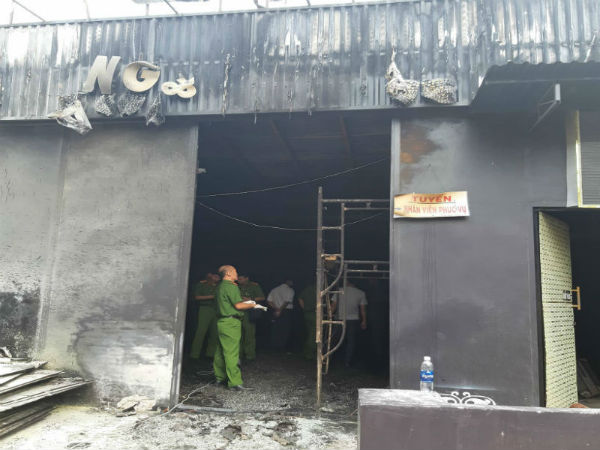 Cháy nhà hàng 6 người chết: 'Gặp nạn trong 20 phút'!