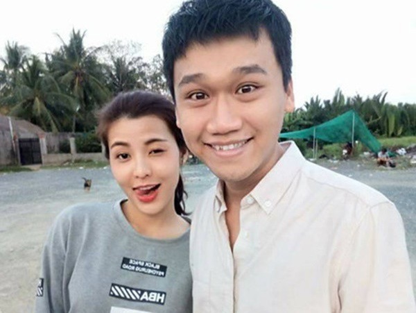 Bạn gái cũ Mr Cần Trô - MC 'Quả bóng vàng' lên tiếng khi bị khán giả 'ném đá' vì vô duyên