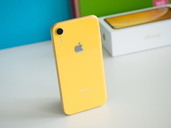 Apple rơi vào 'điểm cắt tử thần', giá cổ phiếu giảm sâu