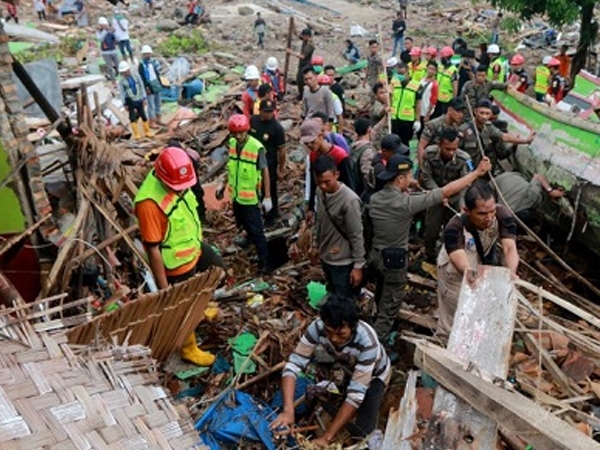 Chuyên gia Anh cảnh báo sóng thần có thể tiếp tục tấn công Indonesia