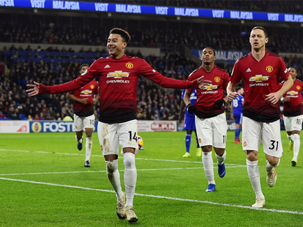 Nhìn MU - Solskjaer mới thấy Jose Mourinho kém thế nào