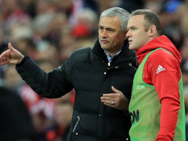 Rooney: 'Mourinho bóp nghẹt sự sống ở Man Utd'