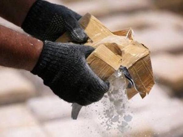 Cảnh sát Hong Kong bắt phụ nữ Việt vận chuyển hơn 7 kg heroine