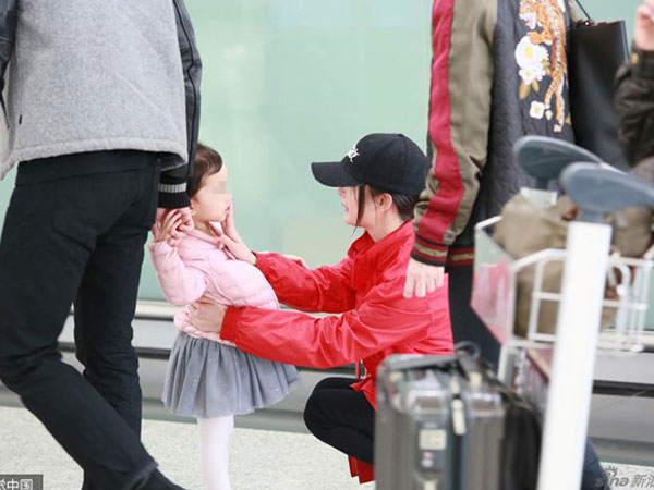 Hậu ly hôn Lưu Khải Uy, Dương Mịch bỗng kể lể quá trình sinh con gian khổ, nhiều khả năng sẽ giành quyền nuôi con?