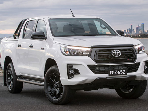 Toyota bị kiện hàng loạt vì lỗi bầu lọc khí thải