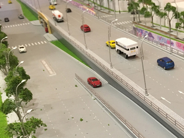Video: Đường hầm 80 tỷ xuyên đê sông Hồng đóng mở cửa tự động