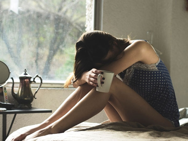Kinh hãi khi chồng ở nước ngoài về bỗng coi vợ như búp bê tình dục