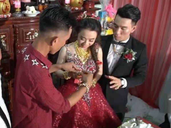 Cô dâu được bố mẹ chồng tặng 115 cây vàng vẫn chưa là gì so với đám cưới 'khủng' này