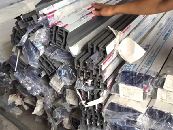 Nỗi lo nhôm giá rẻ Trung Quốc