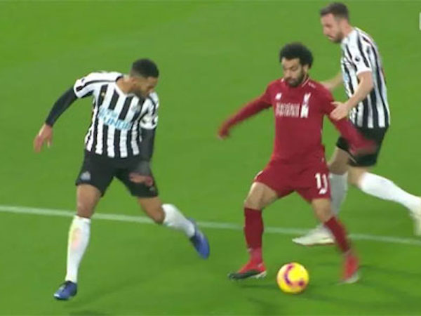 Salah thoát tội ngã vờ, sẵn sàng đấu Arsenal và Man City