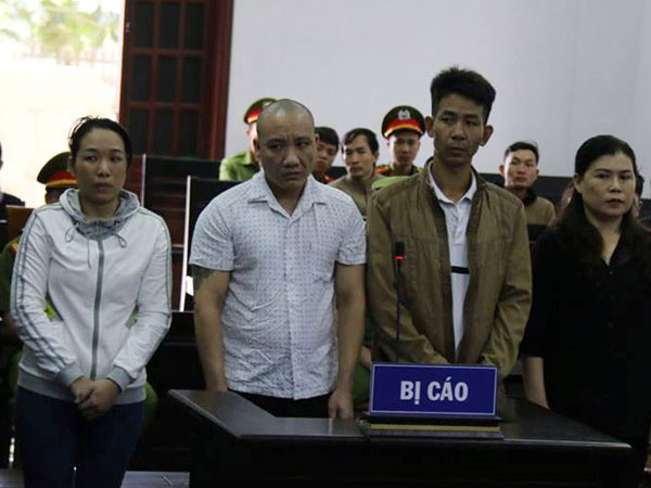 Vụ trộn hỗn hợp pin con Ó vào tiêu: Bị cáo khai công an dọa